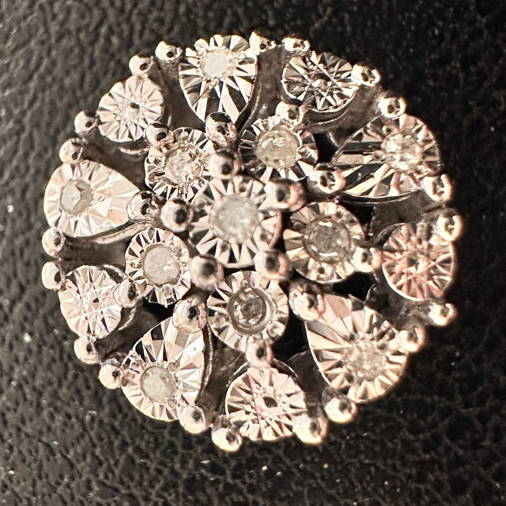 Diamond Cluster Stud Ear ring 1/10 carat diamonds on sterling silver